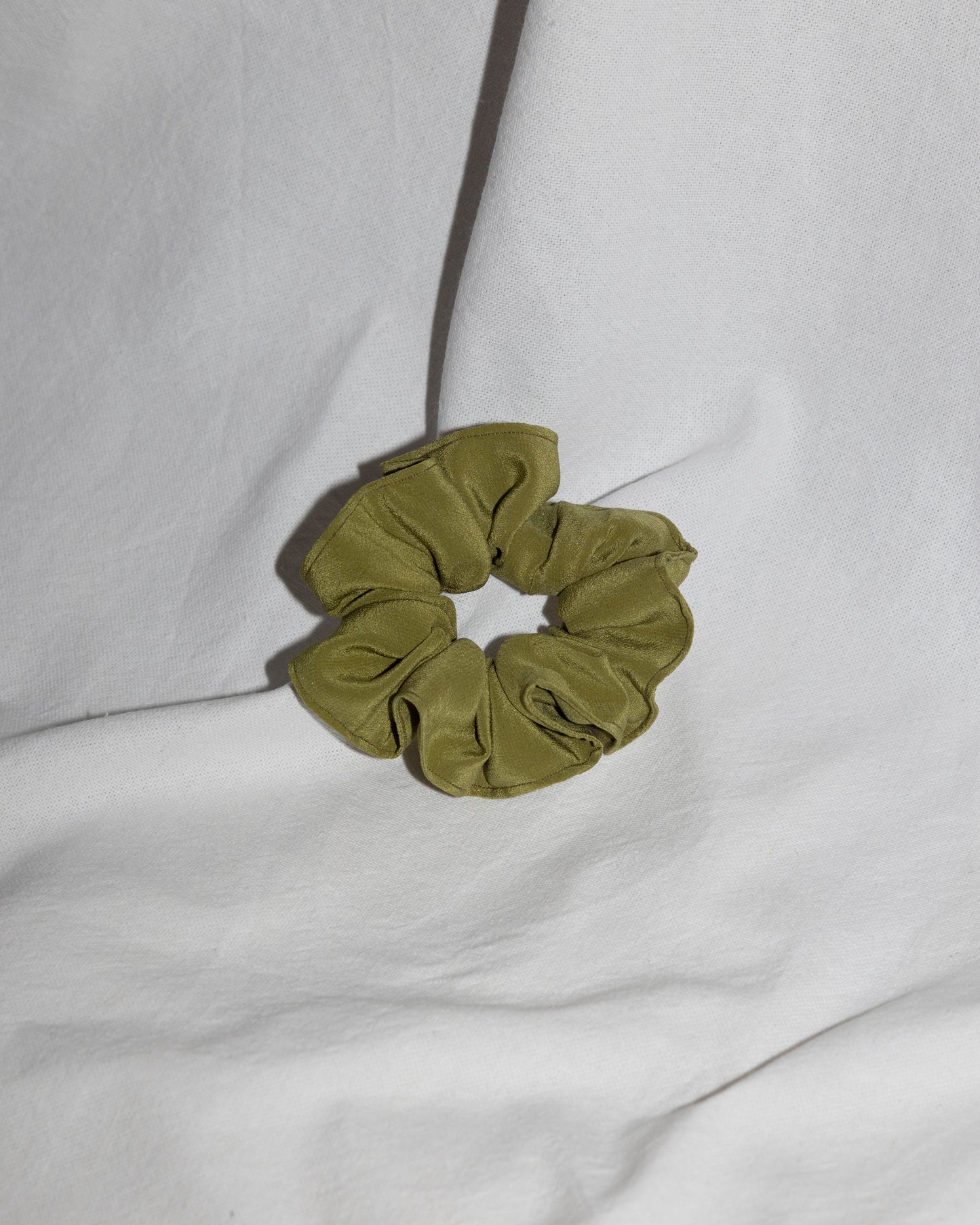 Silk Scrunchie Medium